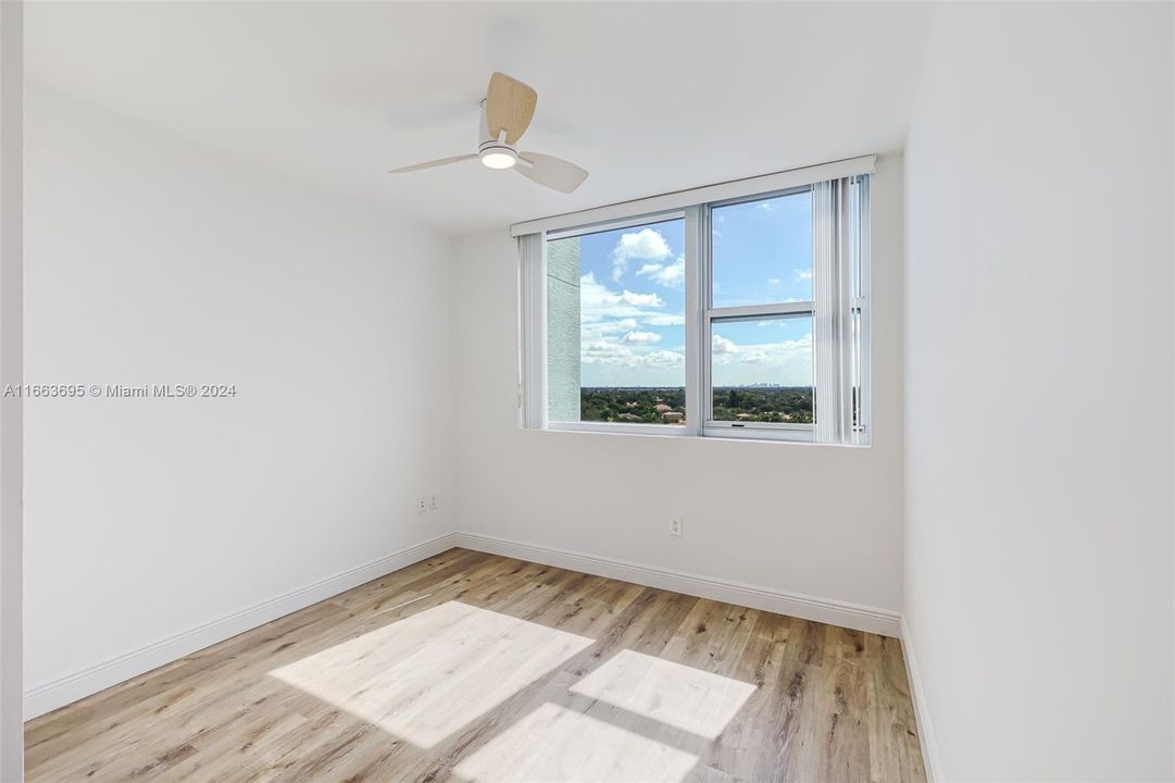 For Rent: $3,500 (2 beds, 2 baths, 1271 Square Feet)