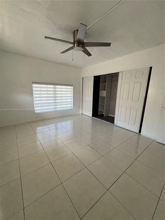 For Sale: $320,000 (2 beds, 2 baths, 1150 Square Feet)