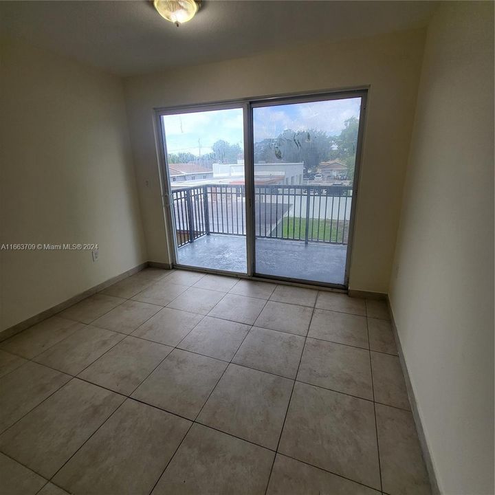 For Rent: $2,100 (2 beds, 2 baths, 780 Square Feet)