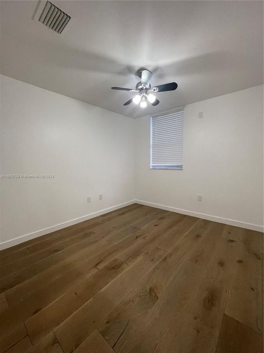 For Rent: $5,750 (3 beds, 3 baths, 1360 Square Feet)