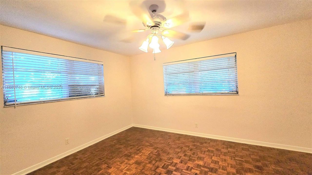 For Rent: $5,600 (3 beds, 2 baths, 1853 Square Feet)