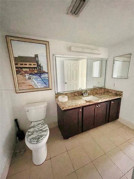 En Venta: $237,500 (2 camas, 2 baños, 1050 Pies cuadrados)