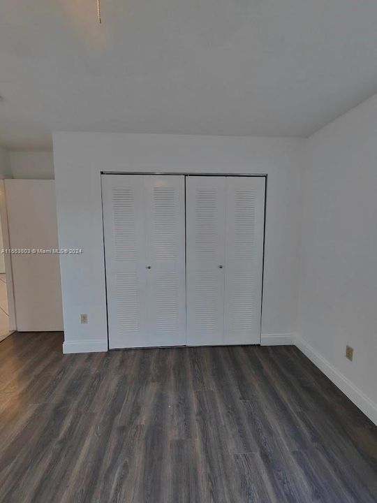 For Rent: $3,300 (3 beds, 2 baths, 1120 Square Feet)