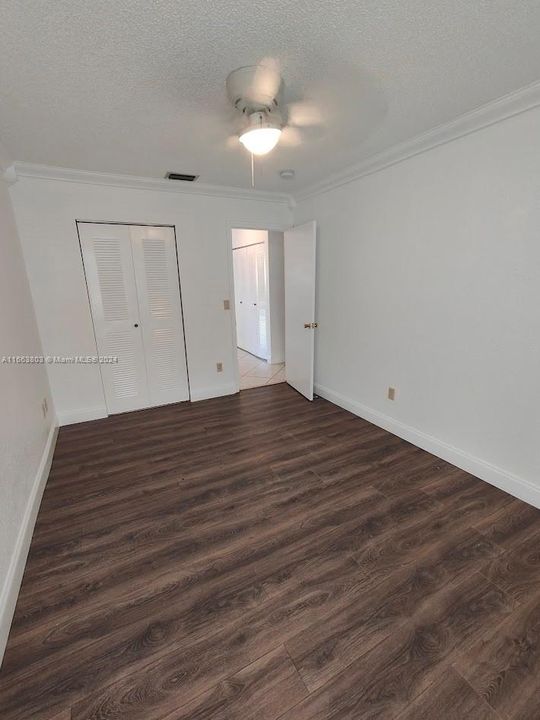 For Rent: $3,300 (3 beds, 2 baths, 1120 Square Feet)