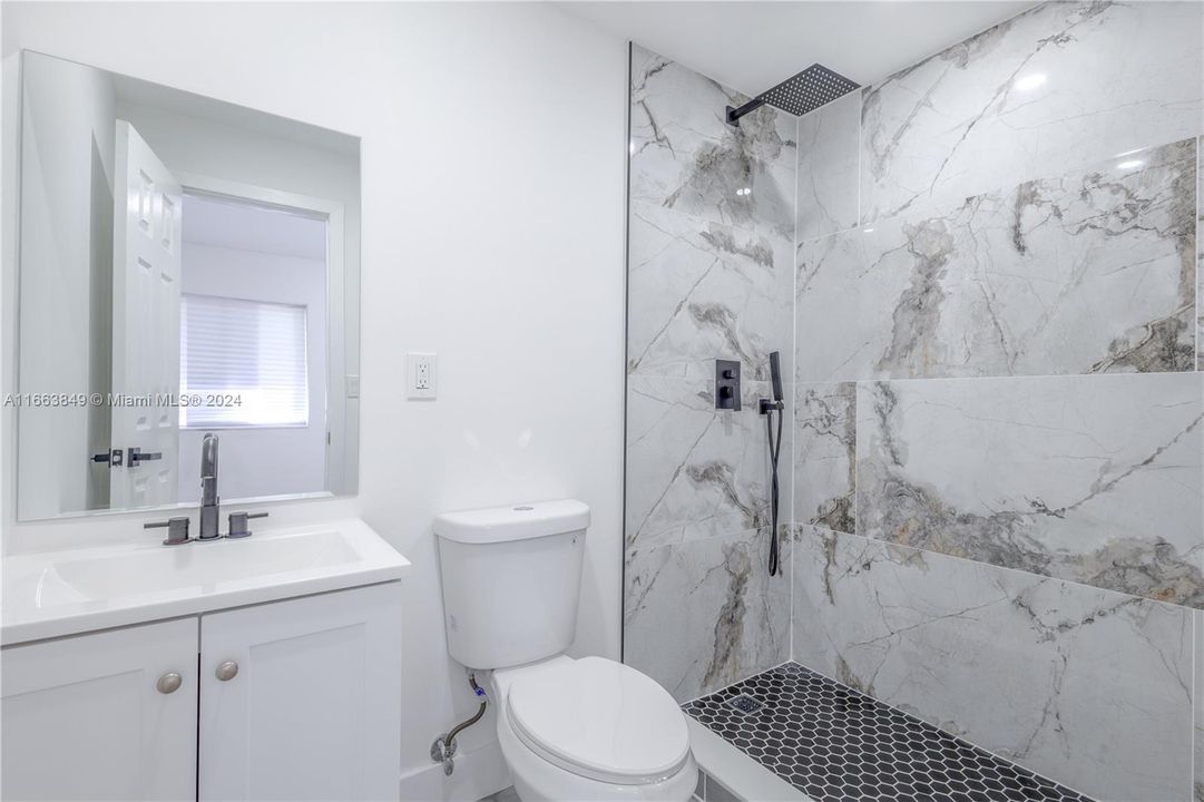 For Sale: $509,900 (3 beds, 2 baths, 1002 Square Feet)