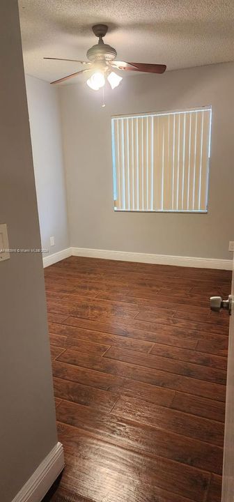 For Rent: $2,295 (3 beds, 2 baths, 1080 Square Feet)