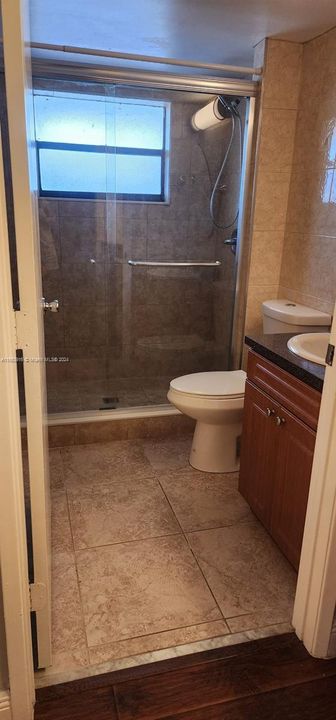 For Rent: $2,295 (3 beds, 2 baths, 1080 Square Feet)