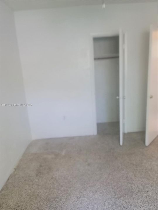 For Sale: $400,000 (3 beds, 1 baths, 792 Square Feet)