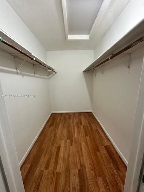 For Rent: $1,600 (1 beds, 1 baths, 600 Square Feet)