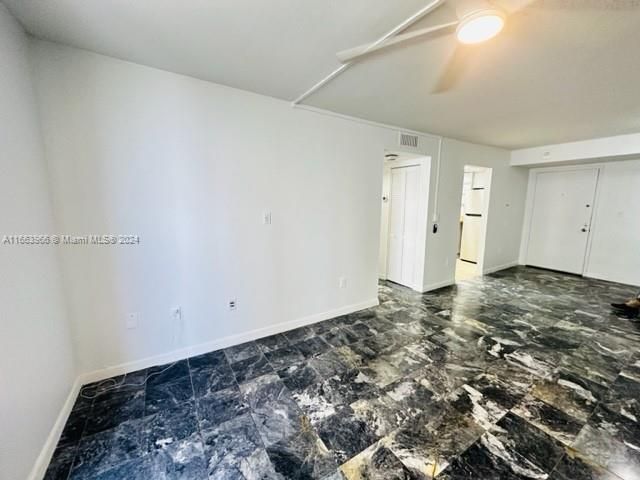 For Rent: $3,250 (2 beds, 2 baths, 902 Square Feet)