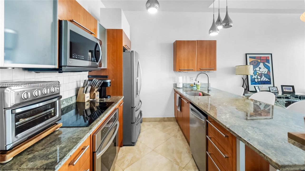 En Venta: $739,000 (2 camas, 2 baños, 1290 Pies cuadrados)