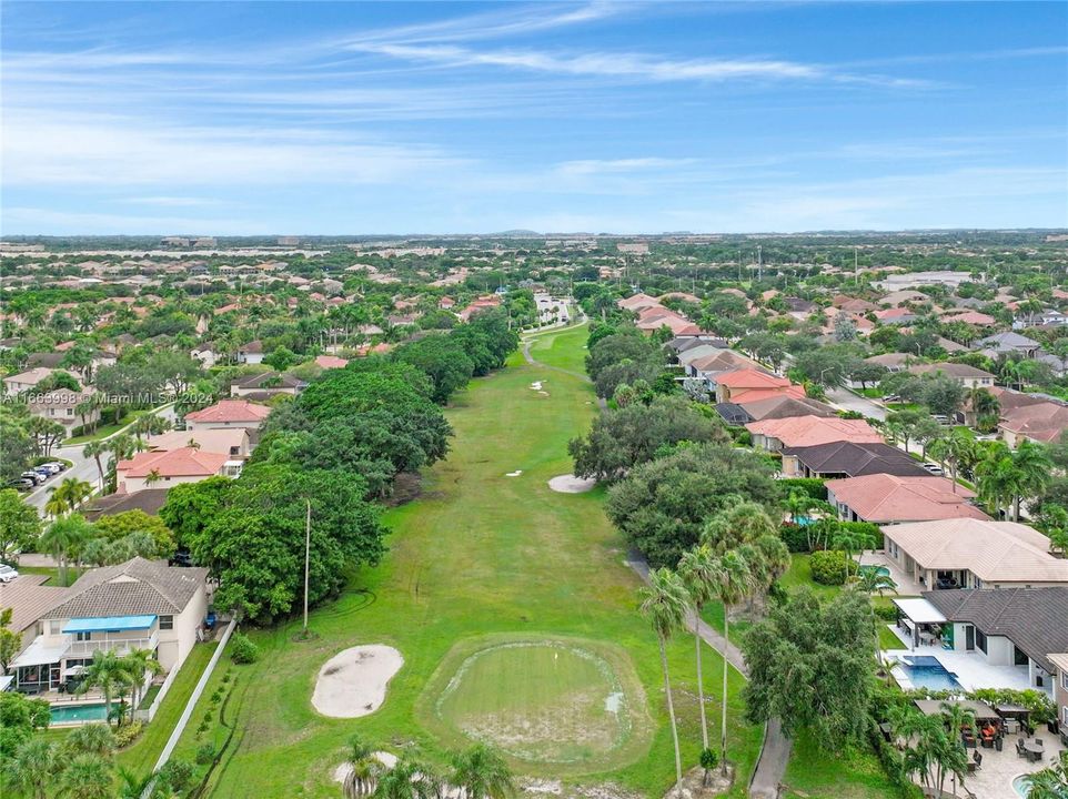 For Sale: $565,900 (3 beds, 2 baths, 1593 Square Feet)