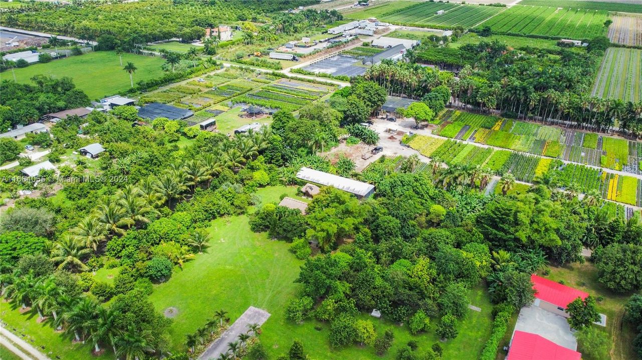 Activo con contrato: $749,000 (2.59 acres)