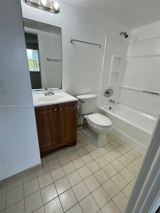 For Rent: $2,150 (2 beds, 2 baths, 1095 Square Feet)