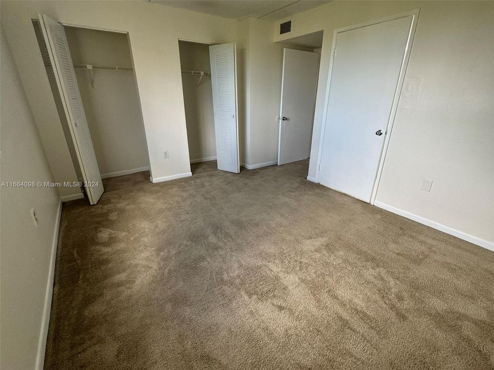 For Rent: $2,150 (2 beds, 2 baths, 1095 Square Feet)