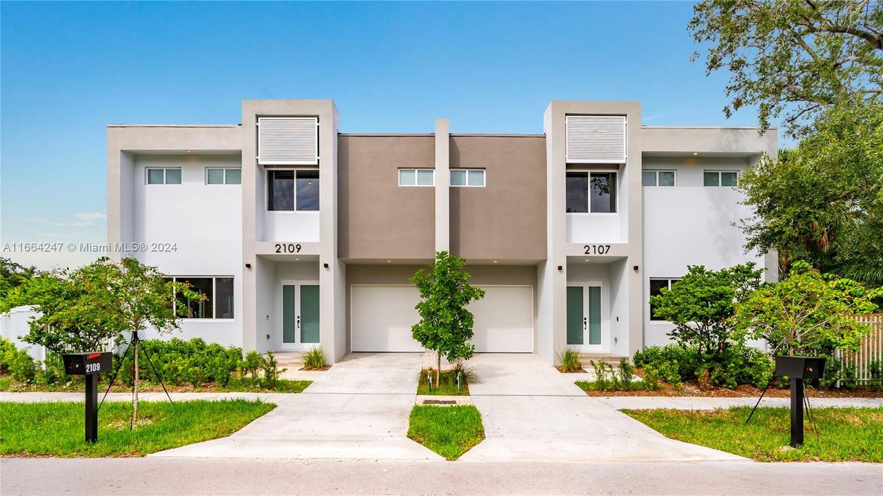 For Sale: $1,695,000 (3 beds, 3 baths, 3616 Square Feet)