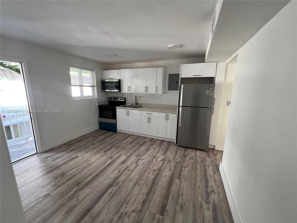 For Rent: $2,350 (2 beds, 1 baths, 0 Square Feet)