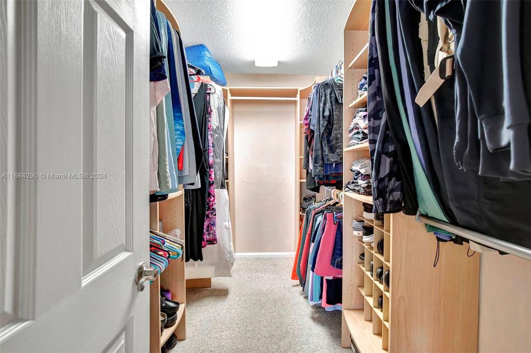 Keep your huge closet organized with great built-ins!