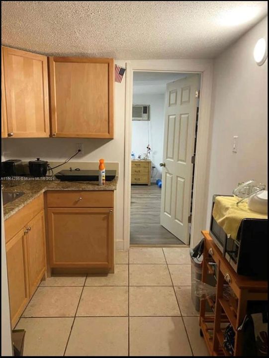 For Rent: $1,650 (1 beds, 1 baths, 1789 Square Feet)