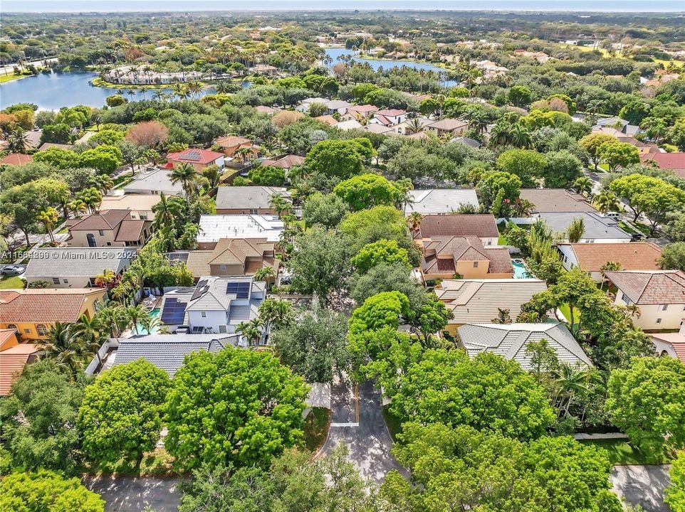 For Sale: $835,000 (3 beds, 2 baths, 1942 Square Feet)