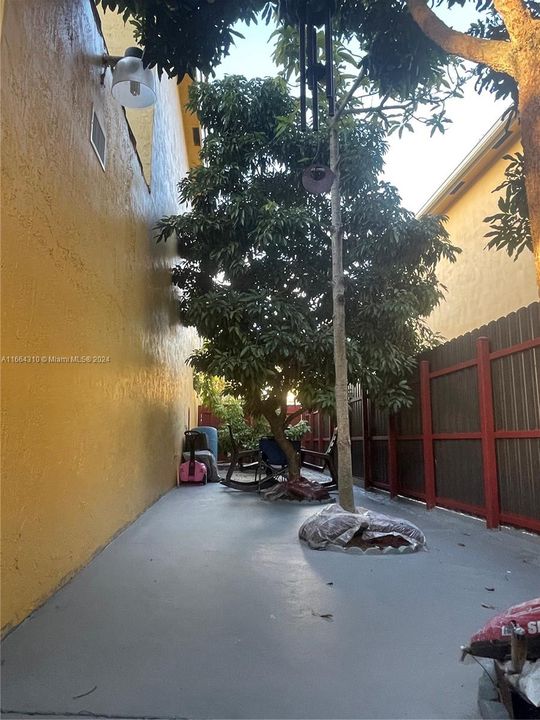 En Venta: $365,000 (3 camas, 2 baños, 1587 Pies cuadrados)