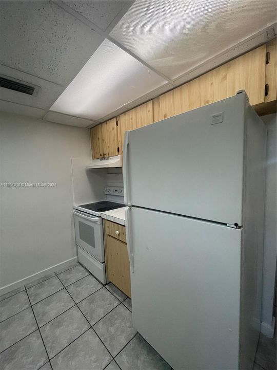 For Sale: $265,000 (2 beds, 2 baths, 1290 Square Feet)