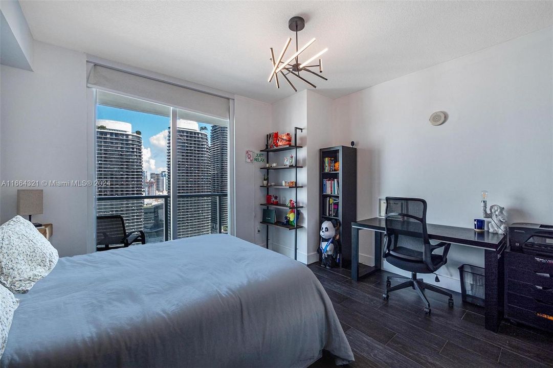 For Sale: $669,900 (2 beds, 2 baths, 1012 Square Feet)