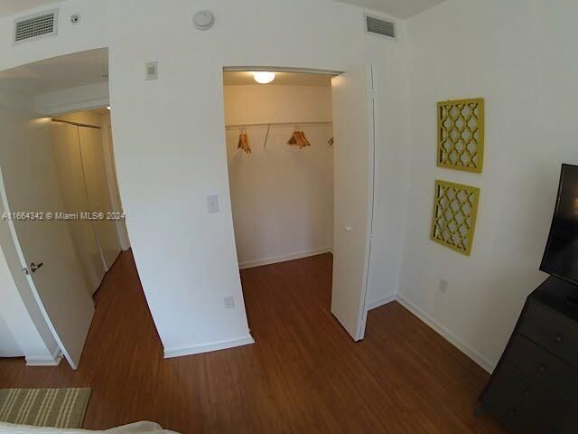 For Rent: $3,375 (2 beds, 2 baths, 1252 Square Feet)