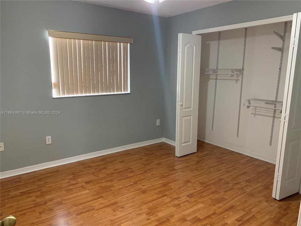 For Rent: $2,850 (3 beds, 2 baths, 1820 Square Feet)