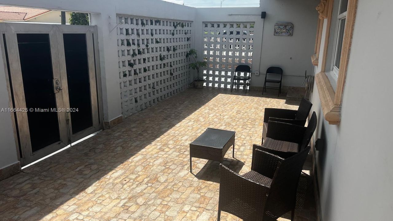 En Venta: $1,200,000 (3 camas, 2 baños, 0 Pies cuadrados)