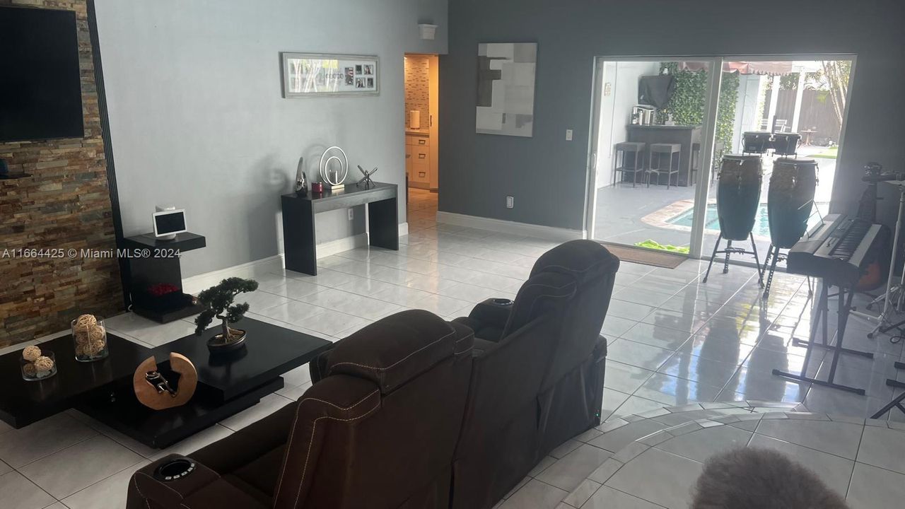 En Venta: $1,200,000 (3 camas, 2 baños, 0 Pies cuadrados)