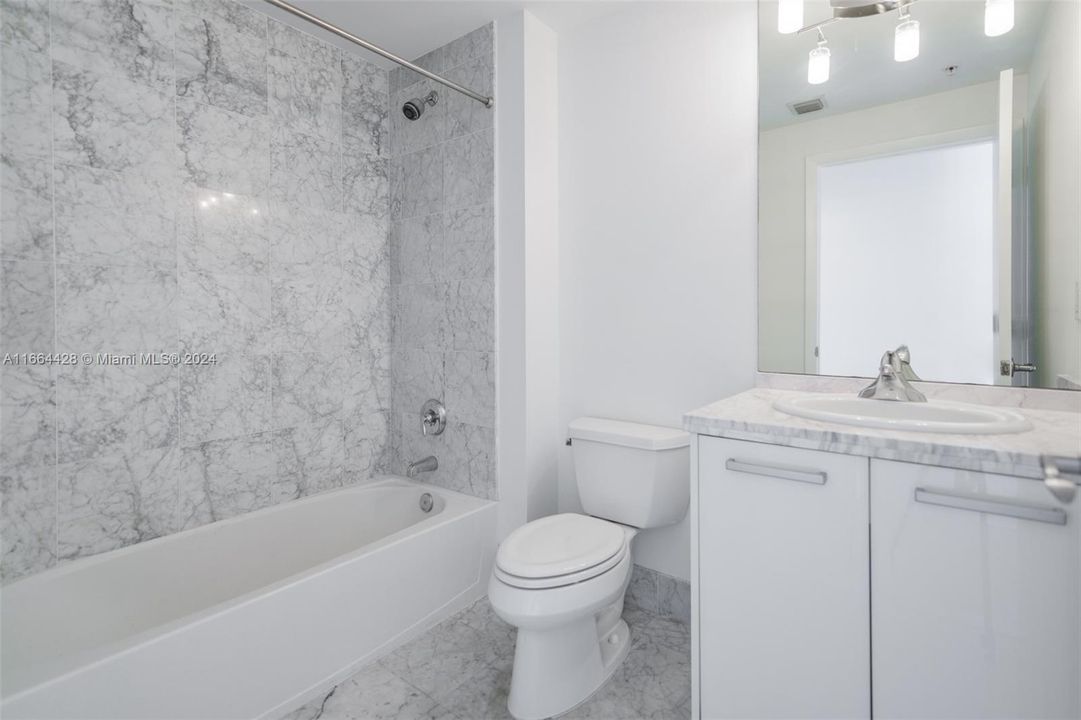 2nd Bathroom