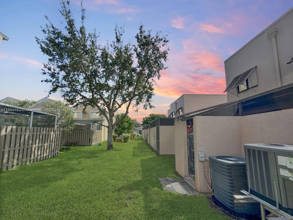 For Sale: $498,000 (3 beds, 2 baths, 1432 Square Feet)