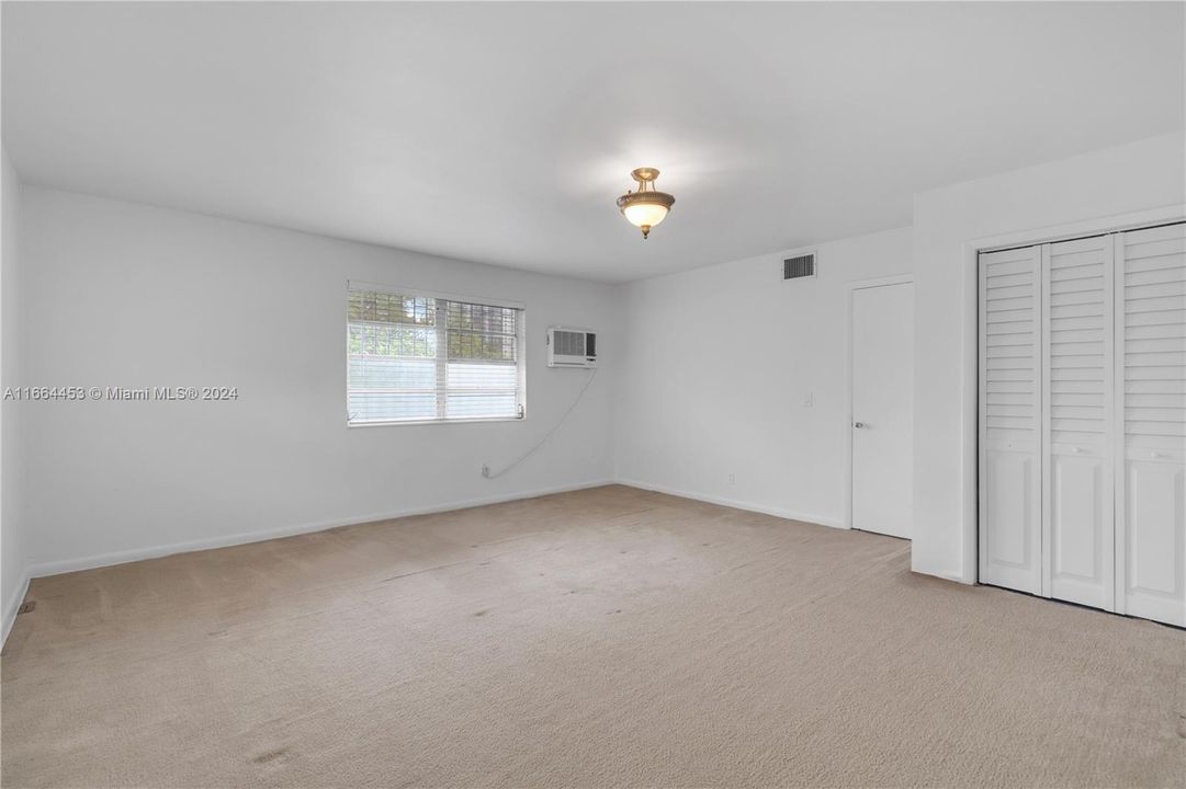 For Rent: $7,000 (2 beds, 2 baths, 1440 Square Feet)