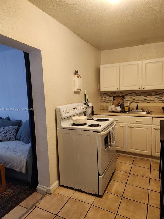 For Rent: $1,550 (1 beds, 1 baths, 5058 Square Feet)