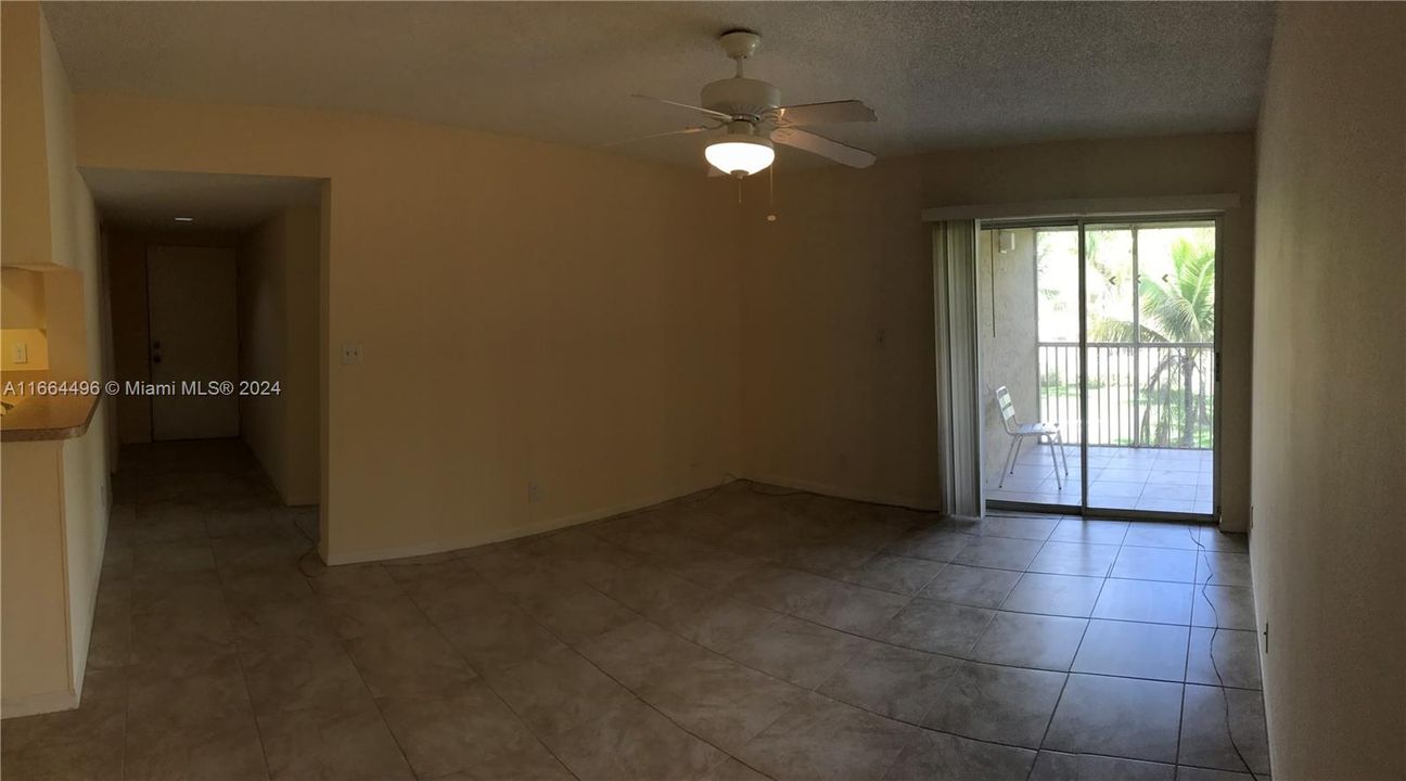 For Sale: $175,000 (2 beds, 2 baths, 1030 Square Feet)