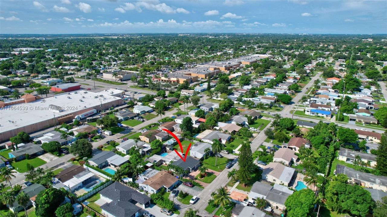 For Sale: $560,000 (3 beds, 2 baths, 1282 Square Feet)