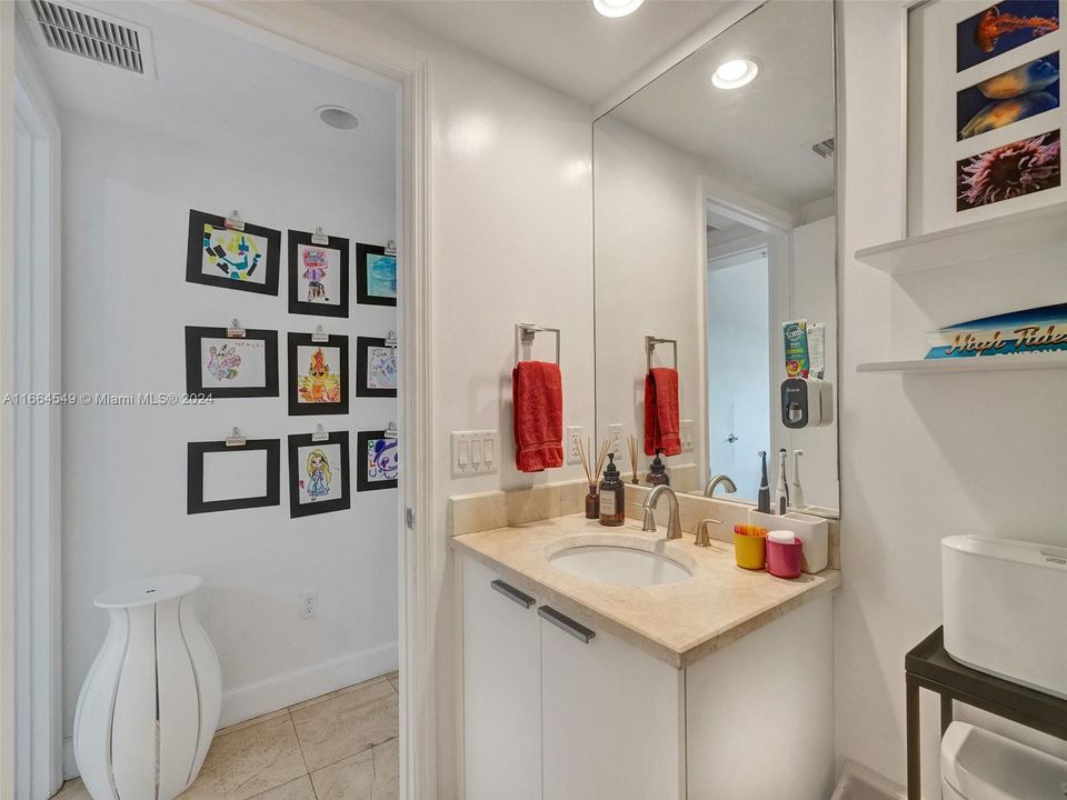 Active With Contract: $395,000 (2 beds, 2 baths, 1743 Square Feet)