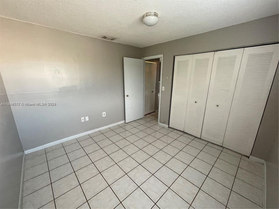 For Rent: $2,500 (2 beds, 2 baths, 857 Square Feet)