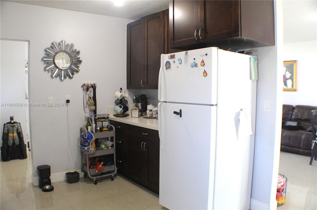 For Sale: $545,000 (3 beds, 1 baths, 1110 Square Feet)