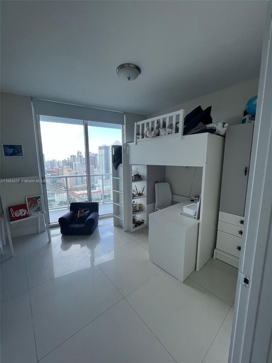 En Renta: $4,900 (3 camas, 3 baños, 1486 Pies cuadrados)