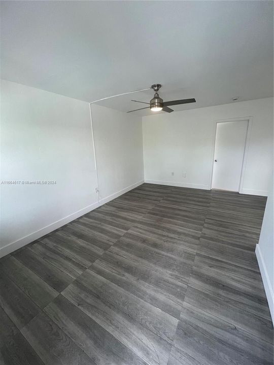 For Rent: $1,750 (1 beds, 1 baths, 470 Square Feet)