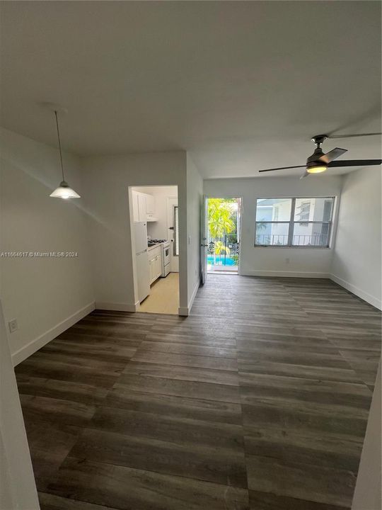 For Rent: $1,750 (1 beds, 1 baths, 470 Square Feet)