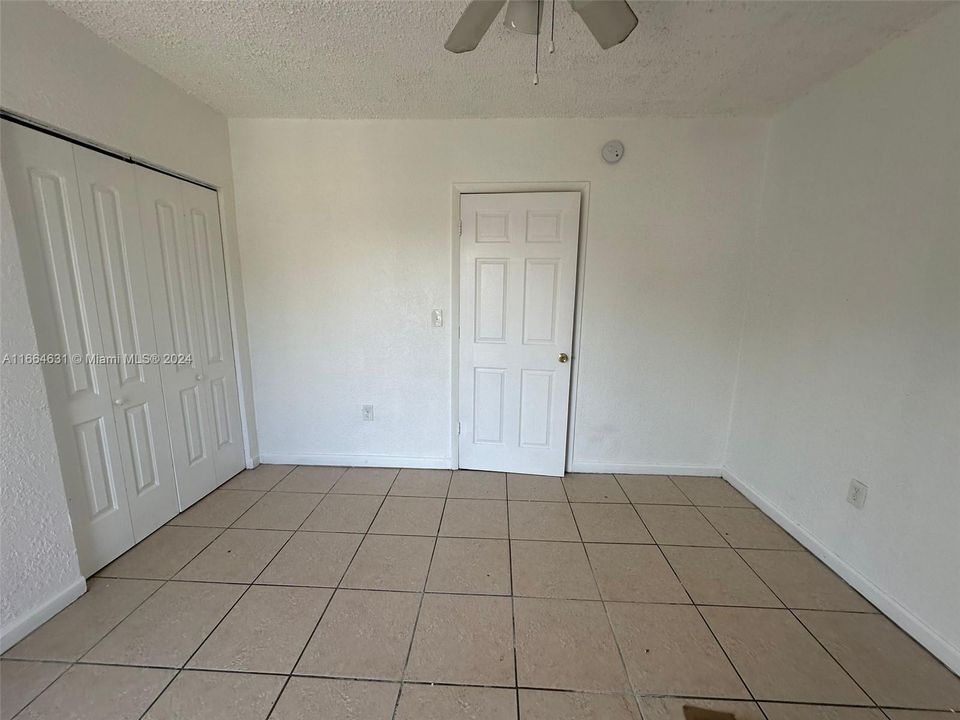 For Rent: $1,300 (1 beds, 1 baths, 0 Square Feet)