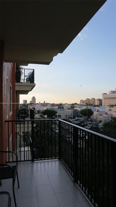 Active With Contract: $4,100 (2 beds, 2 baths, 1246 Square Feet)