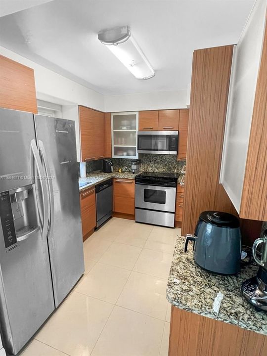 En Venta: $480,000 (2 camas, 1 baños, 883 Pies cuadrados)