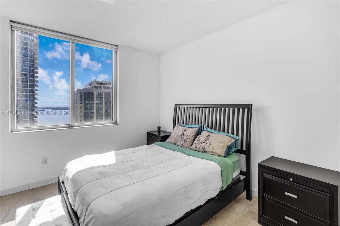 For Sale: $519,000 (1 beds, 1 baths, 963 Square Feet)