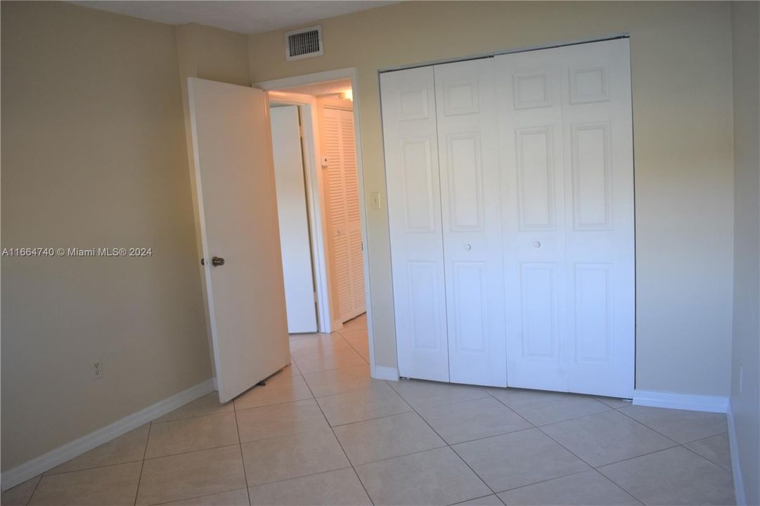 For Rent: $2,400 (2 beds, 2 baths, 1253 Square Feet)