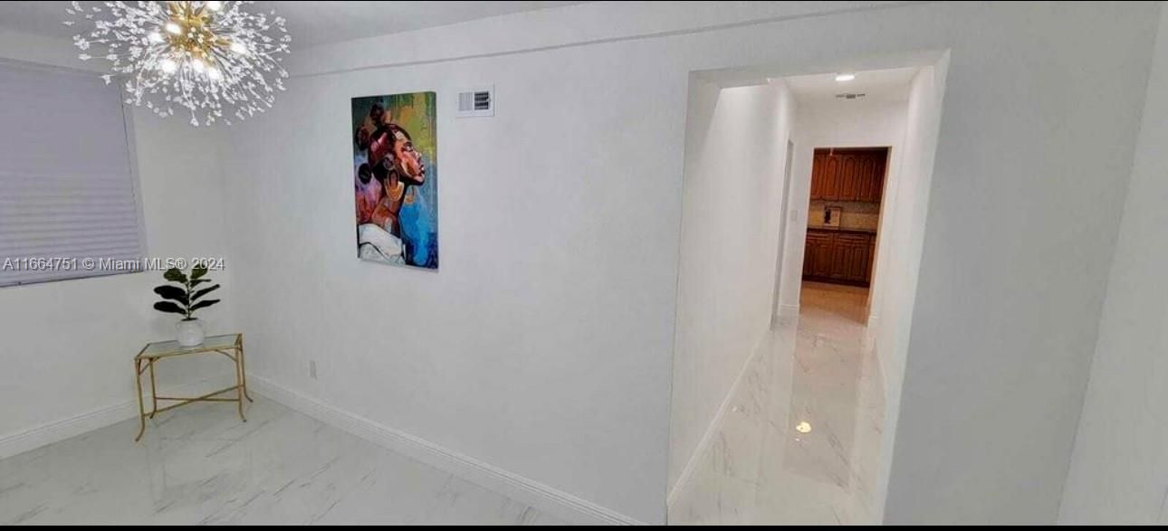 En Venta: $765,000 (4 camas, 2 baños, 1391 Pies cuadrados)