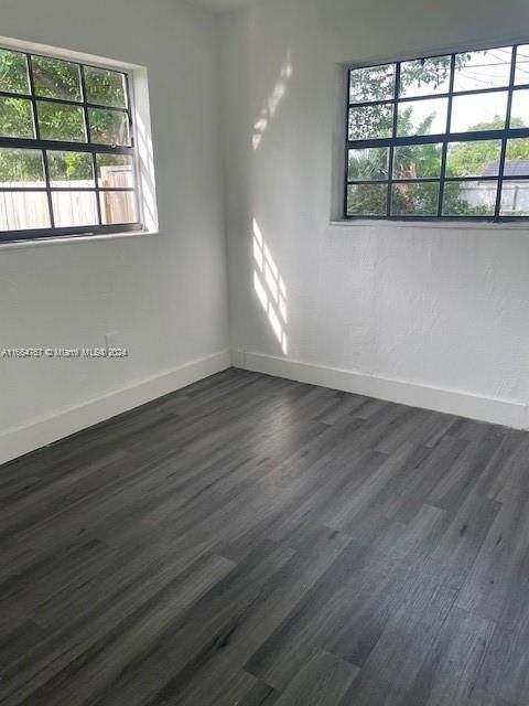 For Rent: $2,700 (3 beds, 2 baths, 0 Square Feet)